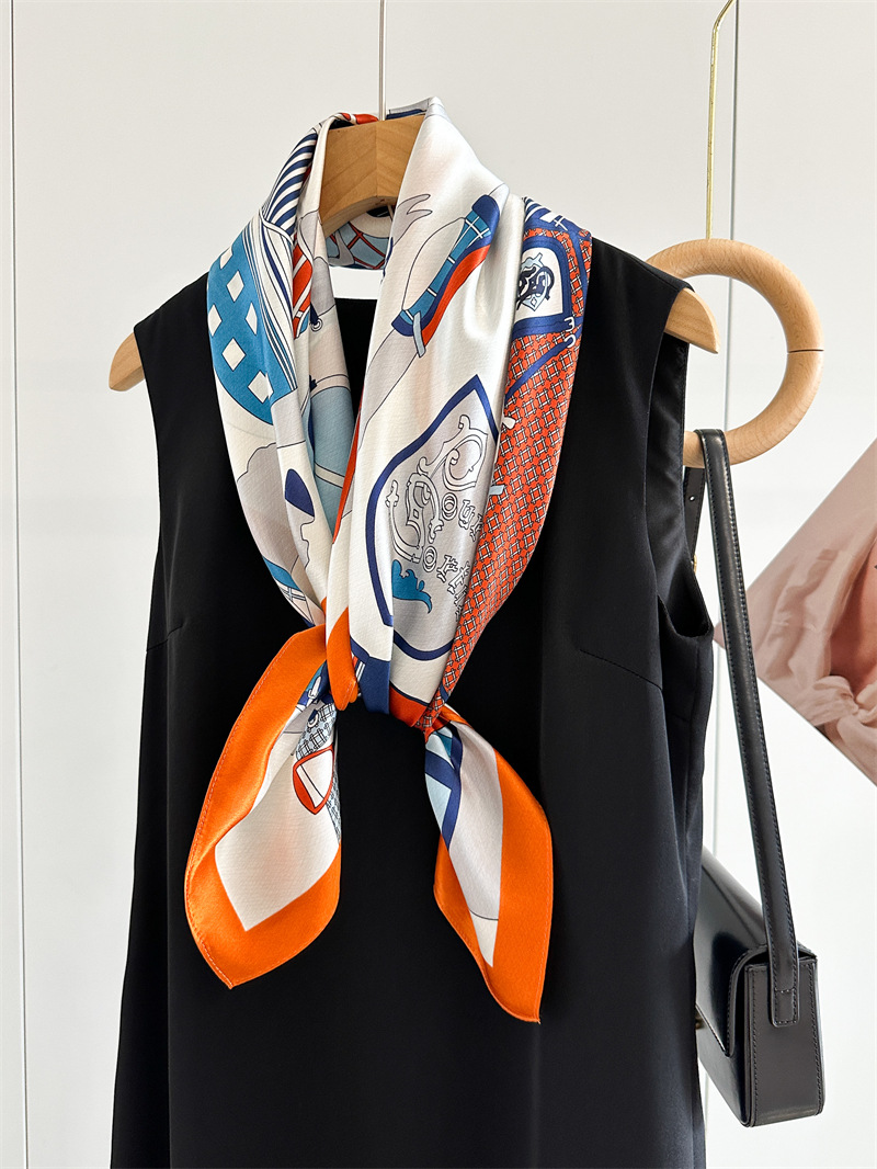 ソフトシルクスカーフ女性スクエアバンダナ 90 ショールバッ - Travel Accessories Gifts のレビューと価格