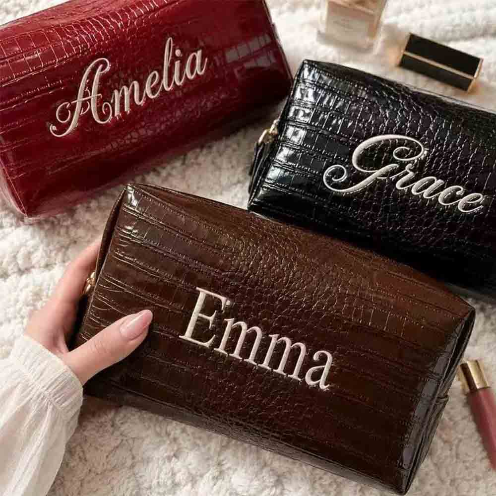 刺繍が施されたクロックス風メイクアップバッグ。パーソナライズ - Travel Accessories Gifts For Her のレビューと価格
