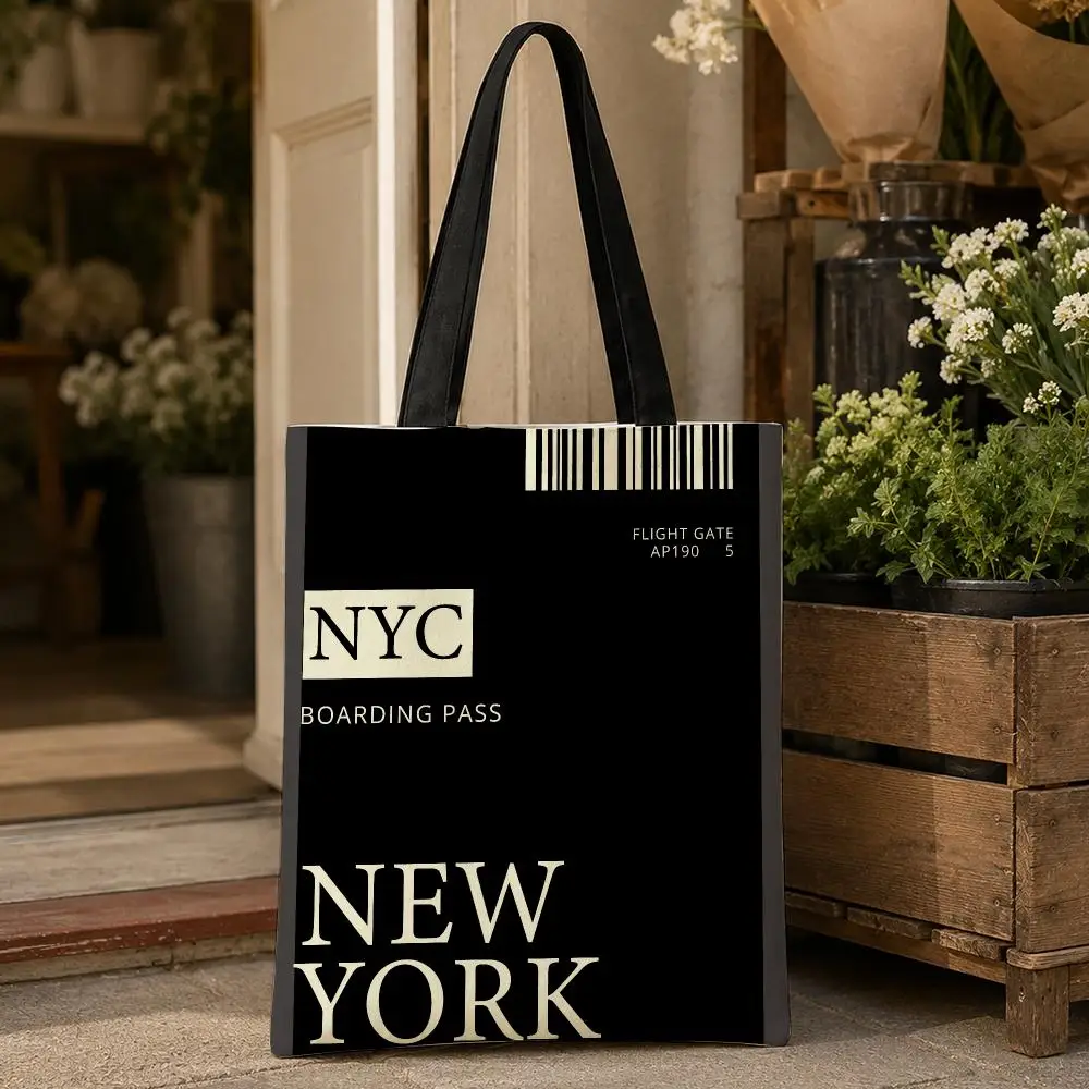 ニューヨーク ボーディングパス収納バッグ 女性用キャンバスト - Travel Accessories New York のレビューと価格