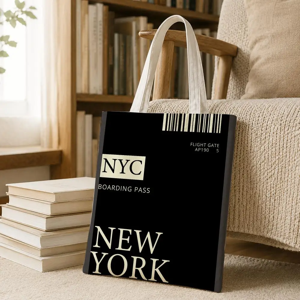 ニューヨーク ボーディングパス収納バッグ 女性用キャンバスト - Travel Accessories New York のレビューと価格