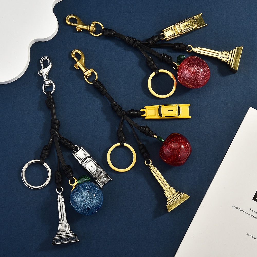 バッグチャーム キーチェーン ニューヨーク市をテーマにしたア - Travel Accessories New York のレビューと価格
